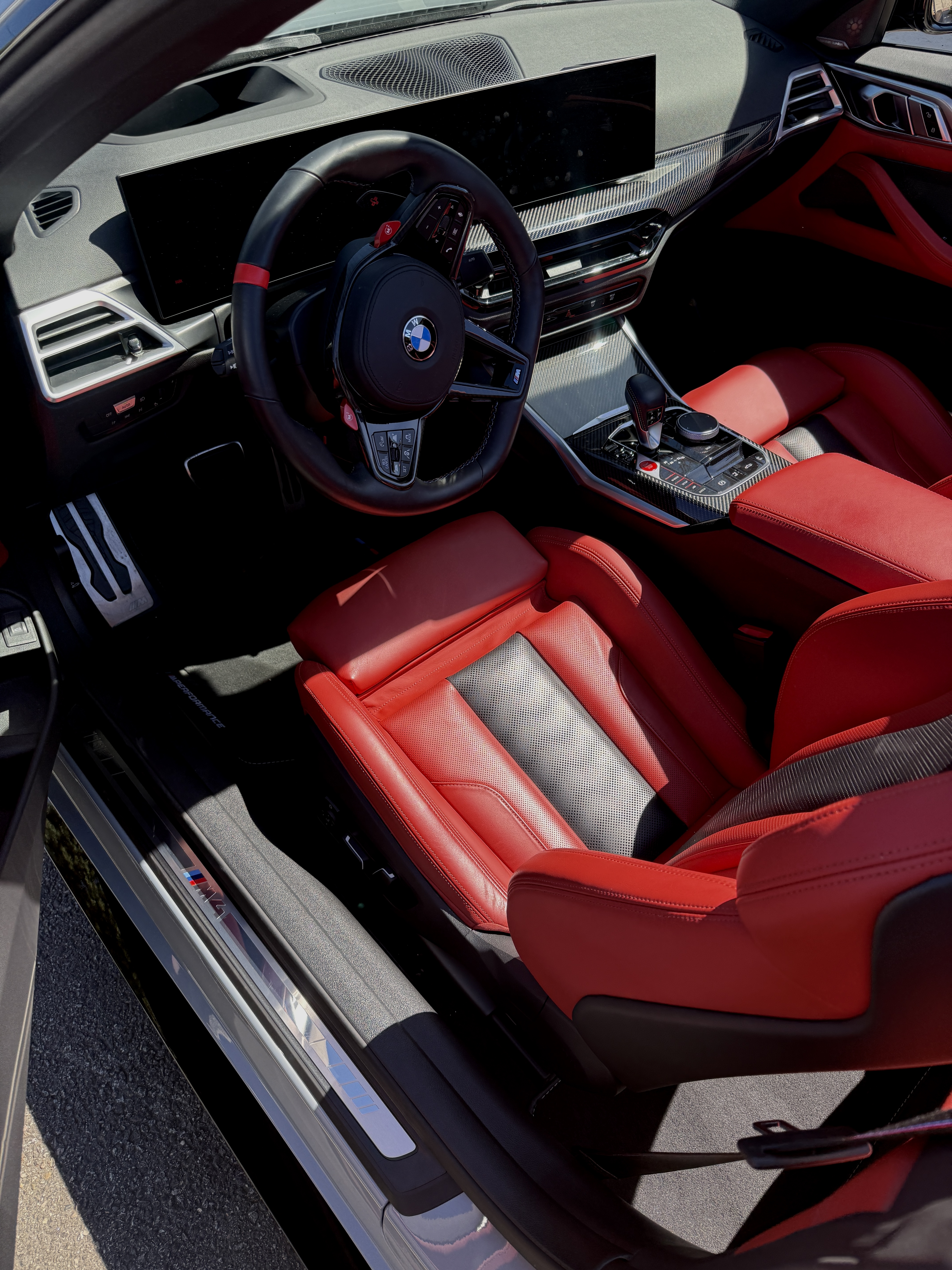 Automotive content documented by Overlook
